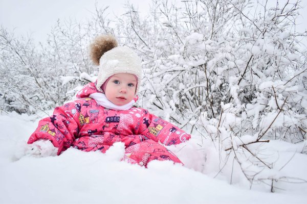 How Can You Pair a Floral Blouse with Tailored Trousers for a Business Casual Statement?